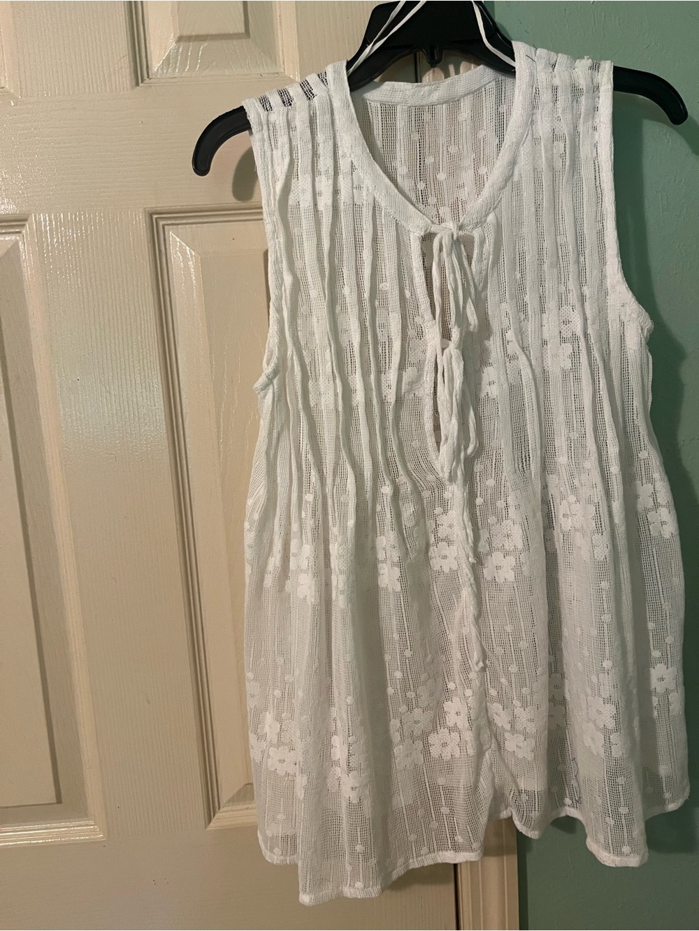 White Lace Sleeveless Tie-Front Tunic - Picture 2 of 3